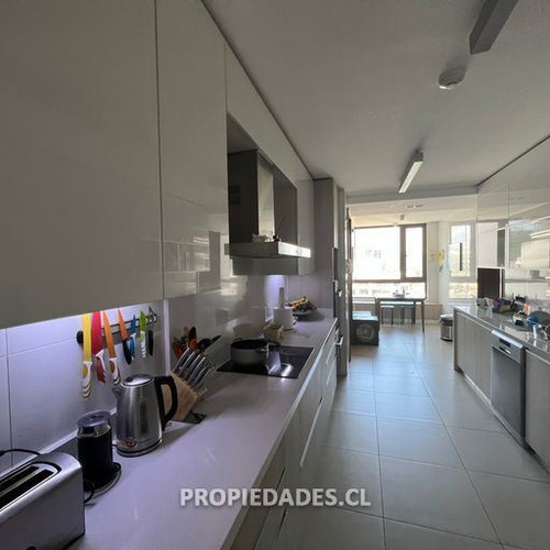 Departamento En Venta De 4 Dorm. En Vitacura
