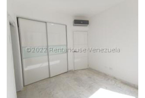 Imagen 12 de 30 de #23-1105 Bello Apartamento En Campo Alegre