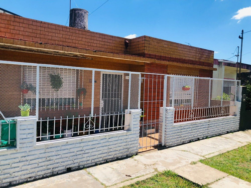 Casa Americana 4 Ambientes - Jose C Paz.
