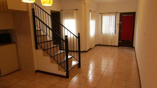 Imagen 2 de 15 de Casa/dúplex - Quilmes - Tres Ambientes Impecable !! Venta Directa !!