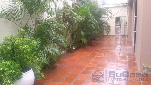 Casa Comercial Muy Amplia Con Excelente Ubicación Cod. 33578