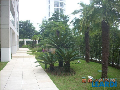 Imagem 13 de 15 de Apartamento - Panamby - Sp - 242854