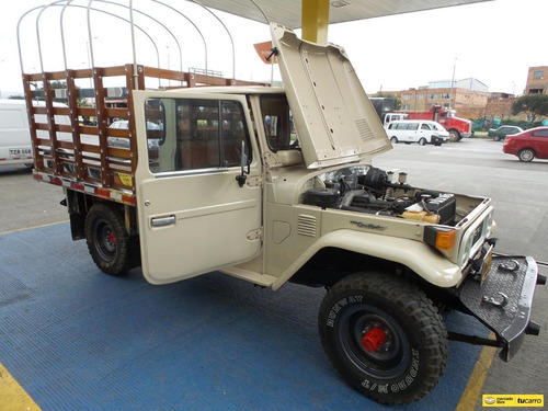 Imagen 15 de 25 de Toyota Land Cruiser Estacas