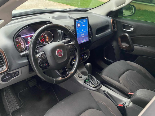 Fiat Toro 2.4 Volcano 16v Flex 4x2 Aut. 4p