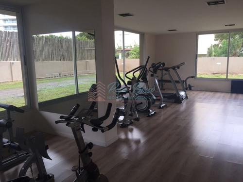 Apartamento En Brava, 2 Dormitorios *- Ref: 4752