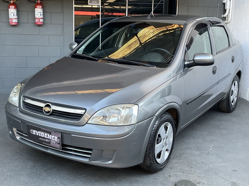 Chevrolet Corsa Sedan 1.8 4p Flex
