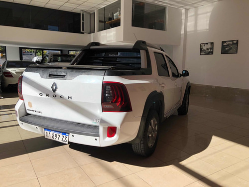 Imagen 4 de 12 de Renault Duster Oroch 2.0 Outsider Plus 2017