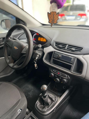 Chevrolet Onix ONIX HATCH Joy 1.0 8V Flex 5p Mec.