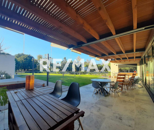Casa En Condominio En Venta En Balvanera Country