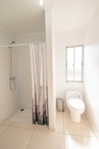 Venta Parcela Con 2 Casas (66317)