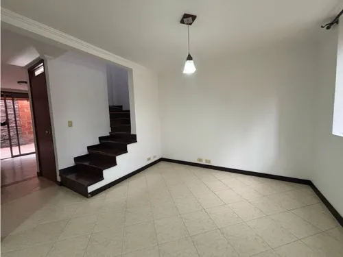 Casa Unifamiliar En Venta En Amazonia Bello