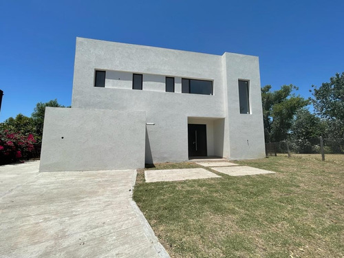 Imagen 4 de 25 de Casa En Venta El Canton Bº Norte A Laguna C/ Pileta