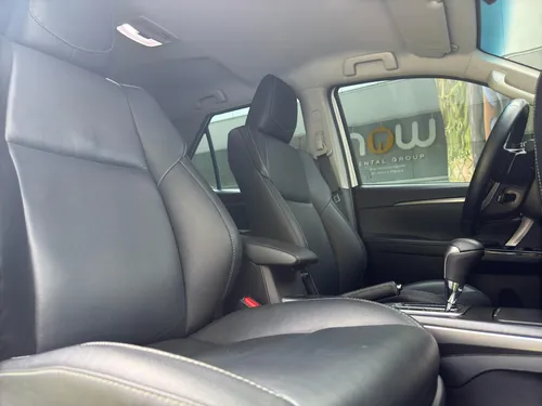 Toyota Fortuner Srv 2022 2.7cc 4x2 At