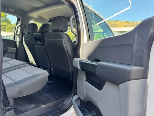 Ford F-150 2024 4x2 V6