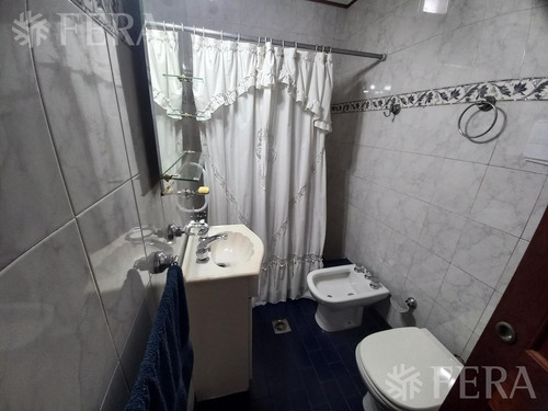 Venta Ph 2 Ambientes Con Patio En Sarandí