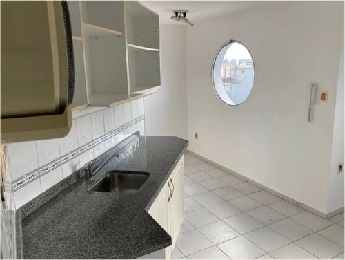 Imagen 7 de 12 de Venta Apartamento Dos Dormitorios Cochera Tres Cruces Montevideo