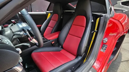 Porsche 718 Cayman 2024