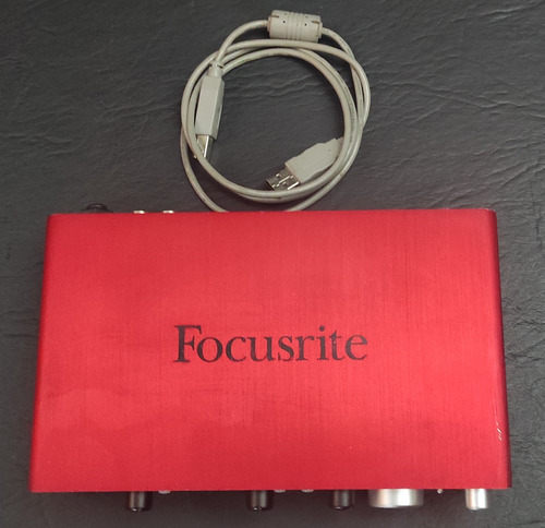 Focusrite Scarlett 2i4