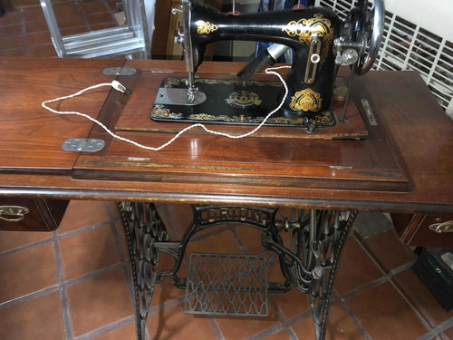 Maquina De Coser Orion Usada