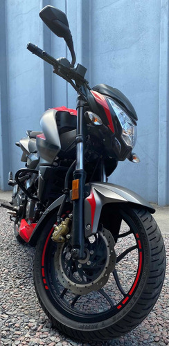 Bajaj Ns 200