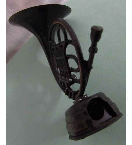 Apontador Antigo De Metal Em Formato De Trombone - A57 (Usado)