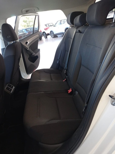 Volkswagen Golf Trendline 1.6 / Mod: 2016
