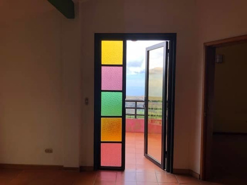 Imagen 8 de 12 de Casa En Venta En El Junquito