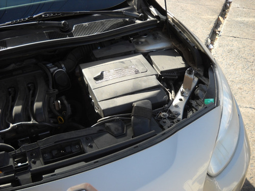 Renault Fluence 1,6 Naf Confort 2011 Champagne