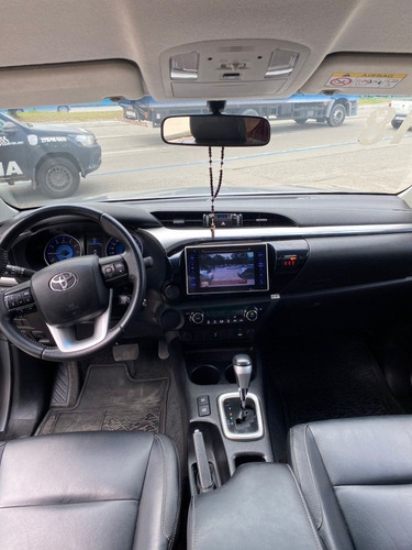 Imagem 12 de 15 de Toyota Hilux 2018 2.7 Srv Cab. Dupla 4x2 Flex Aut. 4p