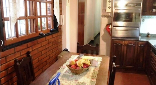 Imagen 4 de 23 de Hermosa Casa 5 Amb Con Jardín En Parque Chacabuco