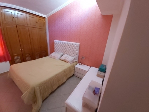 Imagen 12 de 20 de Re/maix. Iris Hernandez. Vende Townhouse (200/280m2). Piedras Pintada . Valencia. Codigo 434974