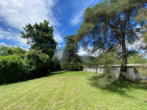 Sítio A Venda No Bairro Granja Guarani Em Teresópolis - Rj. - St 2139-1