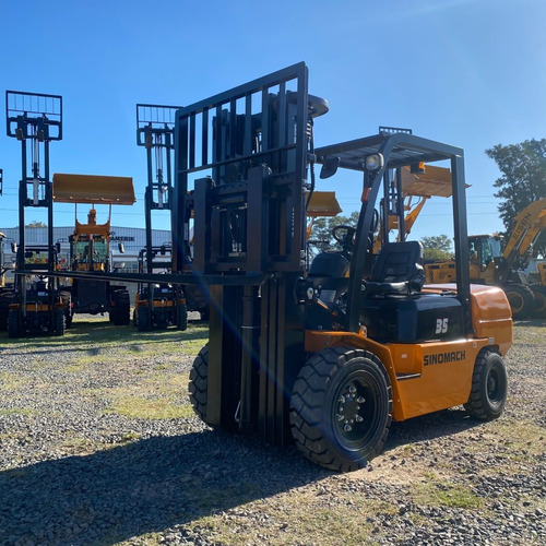 Autoelevador 3500kg - 3.5 Toneladas Sinomach Cpcd35