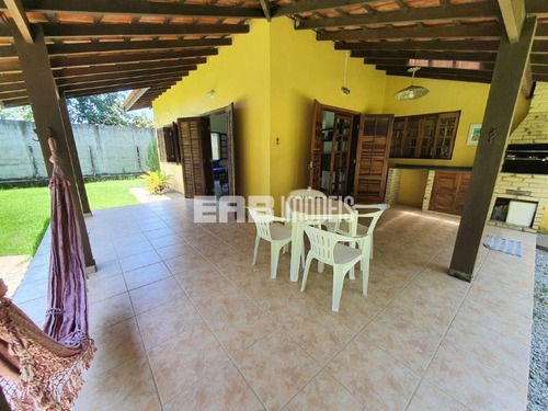Imagem 9 de 25 de Casa Em Frente À Área Verde, Para Locação De Temporada, A Poucos Metros Da Praia De Itamambuca - Ceh - 68880490