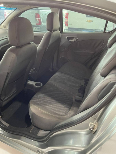 Imagem 8 de 10 de Fiat Palio 1.0 Mpi Attractive 8v Flex 4p Manual
