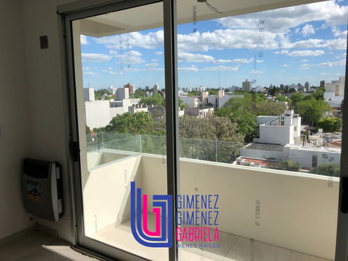 Venta 19 Y 44 Monoambiente Con Cochera