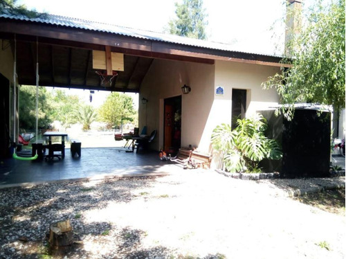 Quinta En Venta - 2 Dormitorios 1 Baño - 1,000 Mts2 - Barrio El Rodeo