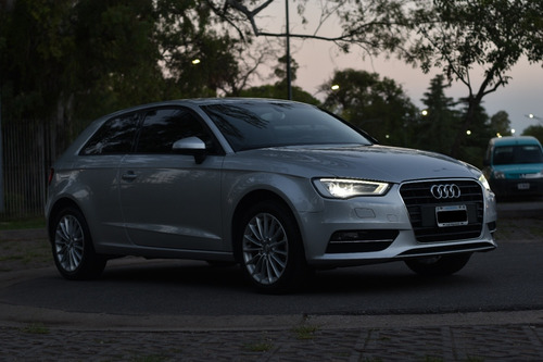 Audi A3 2014 1.8 T Fsi Stronic 180cv