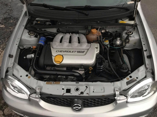 Corsa Sedan 1.0 16v Turbo! Etanol