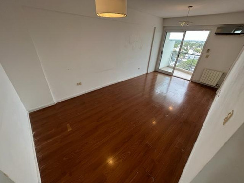 Departamento En Lomas De Zamora