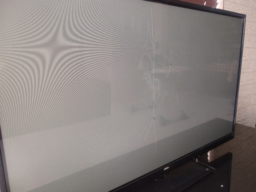 Tv Phlico 51'' Plasma Quebrada (leia A Descrição)