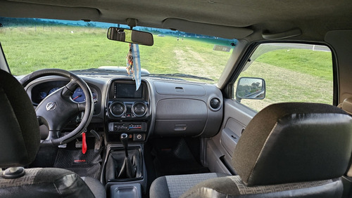 Nissan NP300 2.5 Cabina Doble 133cv 4x2