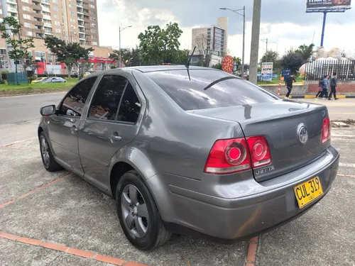 Volkswagen Jetta Atm Trend Line Con Techo