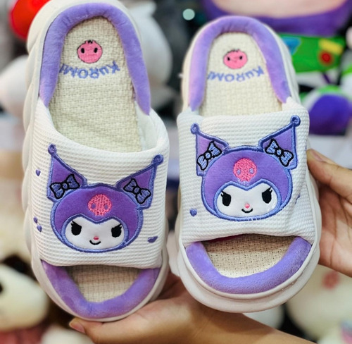 Pantuflas De Kuromi En Lila Y Rosa