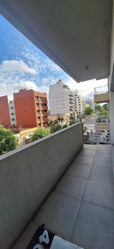 Departamento En Venta En Flores, Capital Federal, Buenos Aires