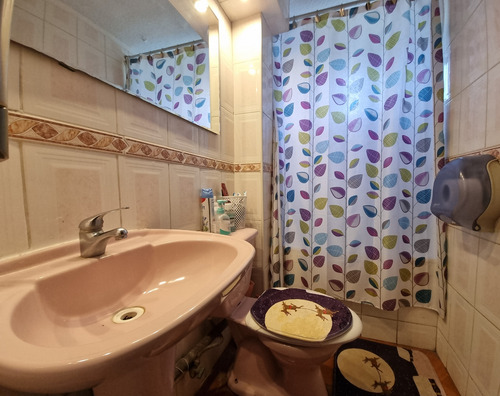 Amplio Dpto,3d/1b/1e ,remodelado. Segundo Piso .valor Insupe