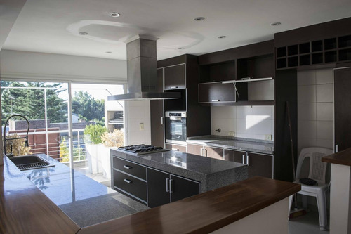 Imagen 4 de 27 de Departamento En Venta 4 Ambientes Olivos