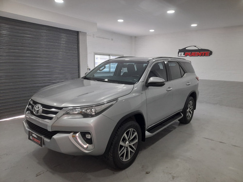 Toyota SW4 2.8 Srx 177cv 4x4 7as At