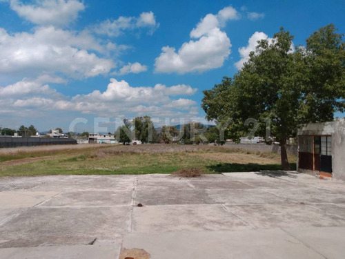 Bodega Con Amplio Terreno En Venta En Jilotepec, Estado De México