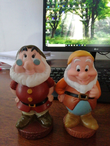 Enanos Blanca Nieves Feliz Y Doc Disney (Usado)